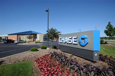 Branch with 5 ATMs. . Chase bank locations in indiana